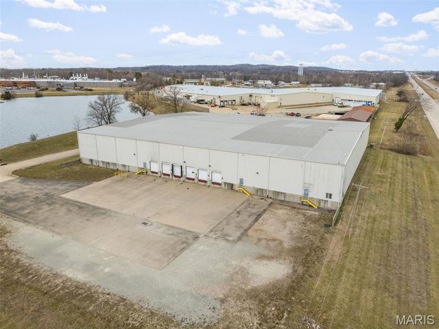 1500 Dismuke Drive, Farmington, MO 63640