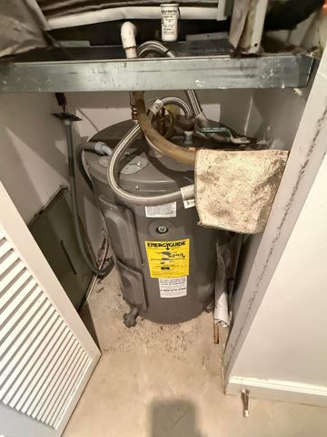 300 NE 14th Avenue 411, Hallandale Beach, FL 33009