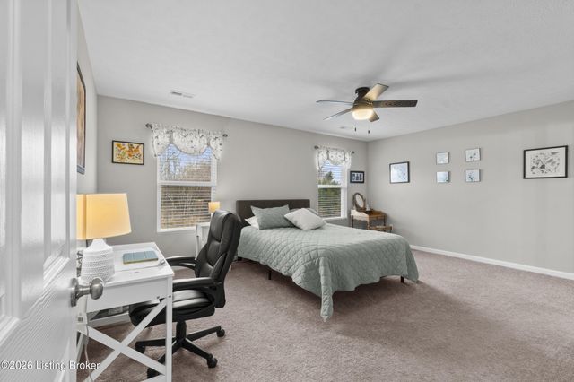 8809 Salute Way, Louisville, KY 40229