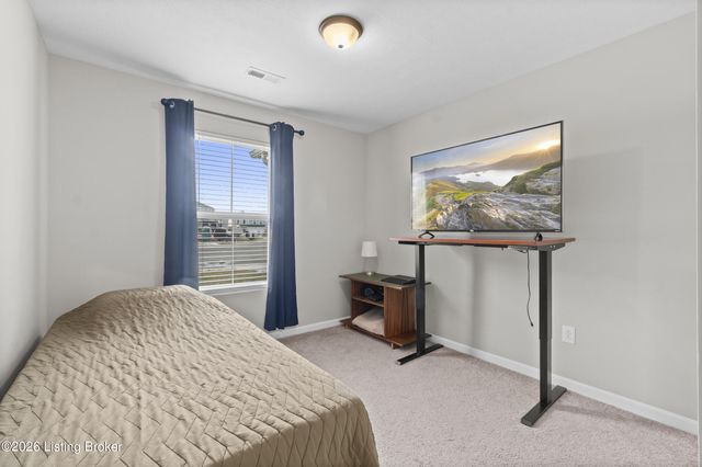 8809 Salute Way, Louisville, KY 40229