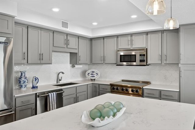 1000 N Station 411, Port Aransas, TX 78373