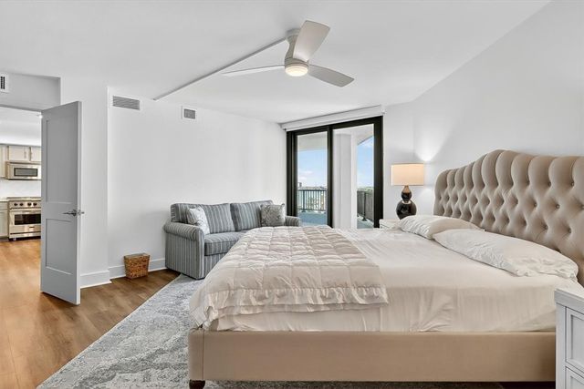 1000 N Station 411, Port Aransas, TX 78373