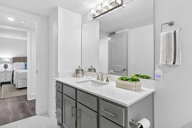 1000 N Station 411, Port Aransas, TX 78373