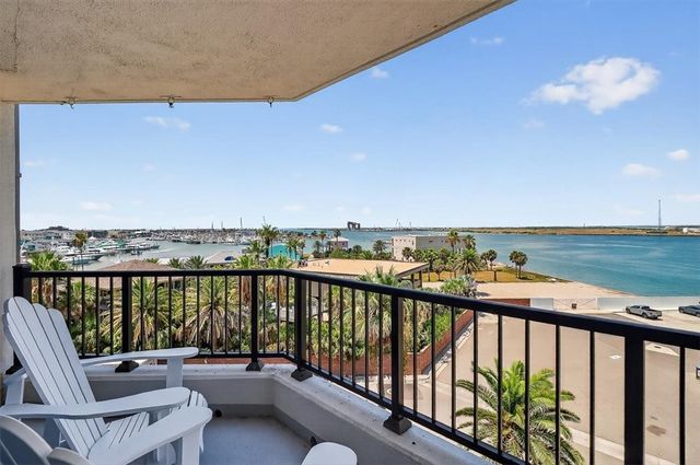 1000 N Station 411, Port Aransas, TX 78373