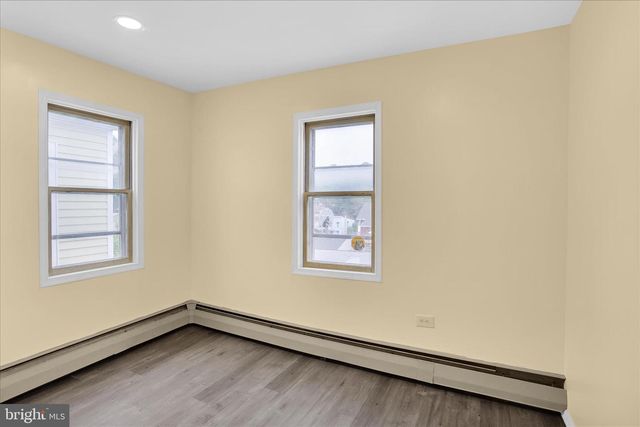 704 LAUREL BLVD, Pottsville, PA 17901