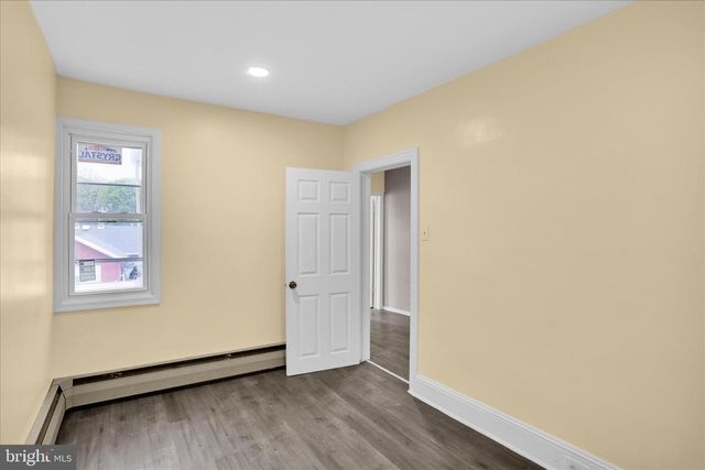 704 LAUREL BLVD, Pottsville, PA 17901