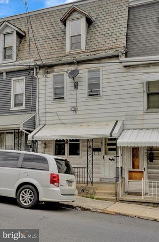 704 LAUREL BLVD, Pottsville, PA 17901