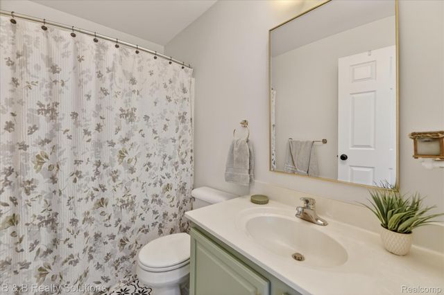 5769 Cobblestone Drive, Deerfield Township, MI 48461