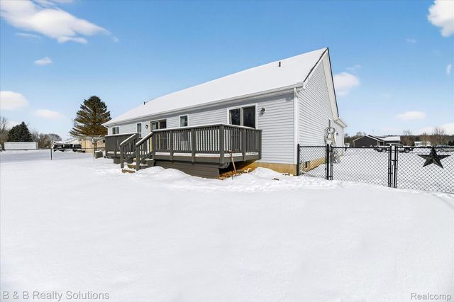 5769 Cobblestone Drive, Deerfield Township, MI 48461