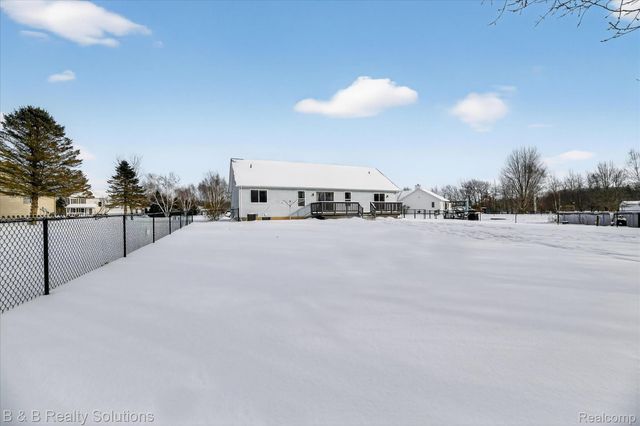 5769 Cobblestone Drive, Deerfield Township, MI 48461