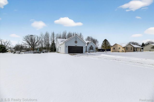 5769 Cobblestone Drive, Deerfield Township, MI 48461