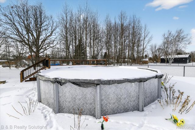 5769 Cobblestone Drive, Deerfield Township, MI 48461