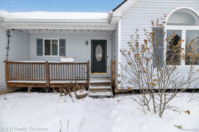 5769 Cobblestone Drive, Deerfield Township, MI 48461