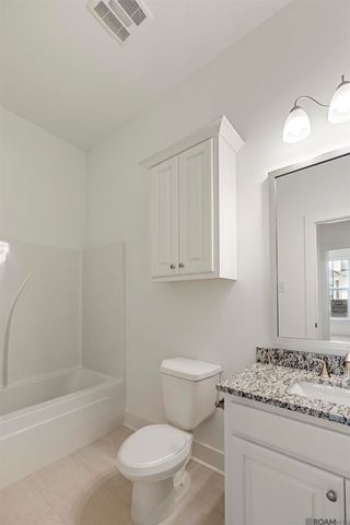 9664 Creekview Dr, Baton Rouge, LA 70836