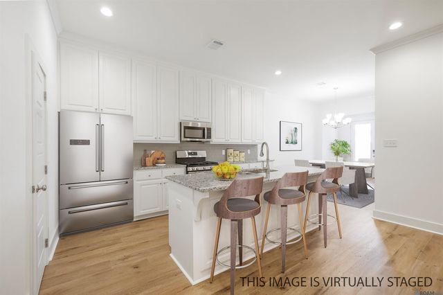 9664 Creekview Dr, Baton Rouge, LA 70836