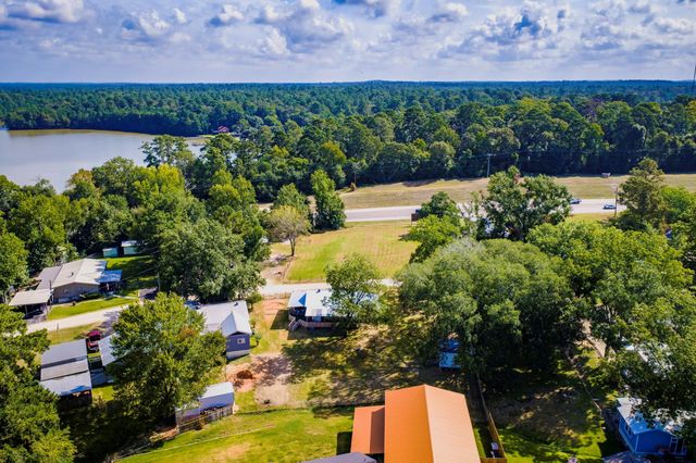199 Justine Ave, Livingston, TX 77351