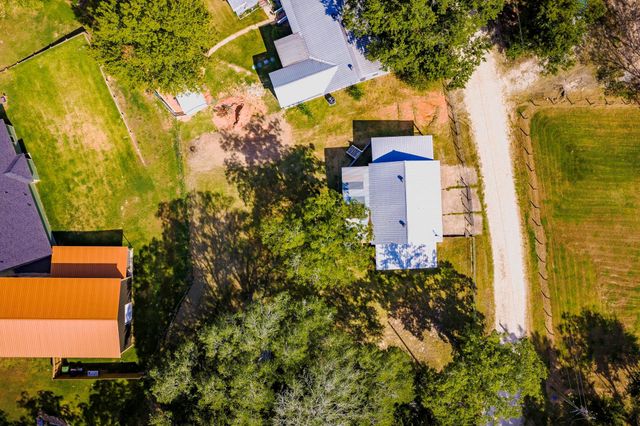 199 Justine Ave, Livingston, TX 77351