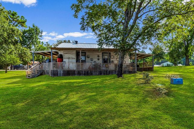 199 Justine Ave, Livingston, TX 77351