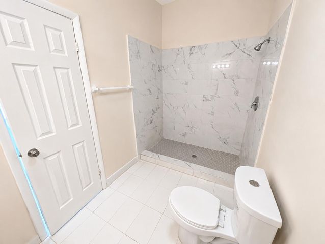 7111 Sportsmans Drive, North Lauderdale, FL 33068