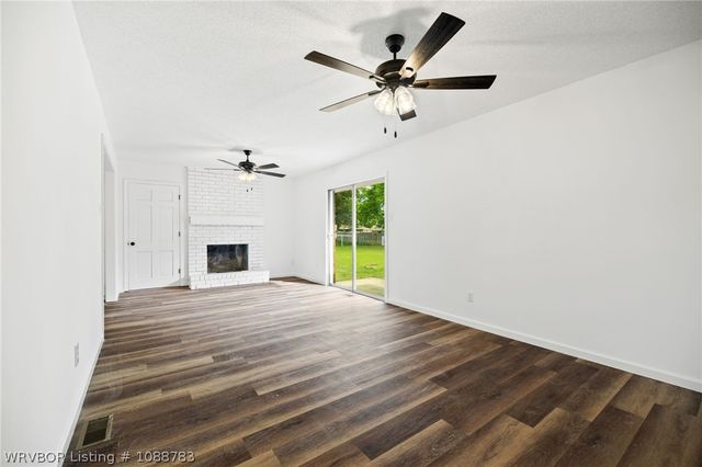 1317 Clover Lane, Fort Smith, AR 72908