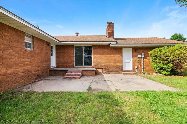 1317 Clover Lane, Fort Smith, AR 72908