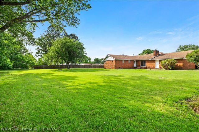 1317 Clover Lane, Fort Smith, AR 72908