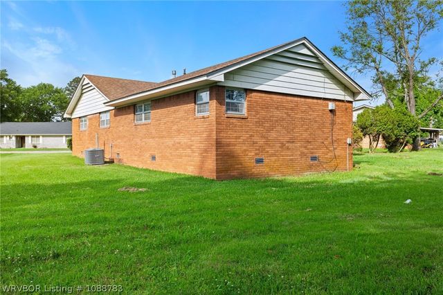 1317 Clover Lane, Fort Smith, AR 72908