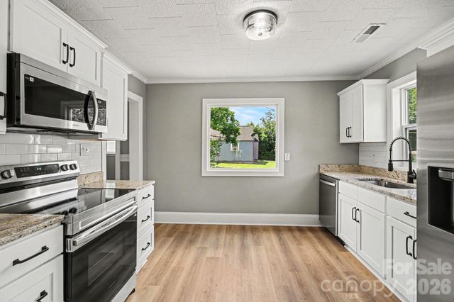 110 Spring Street, Kernersville, NC 27284