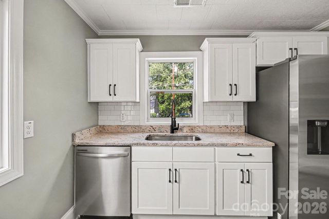 110 Spring Street, Kernersville, NC 27284
