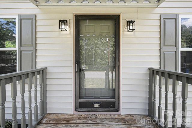110 Spring Street, Kernersville, NC 27284
