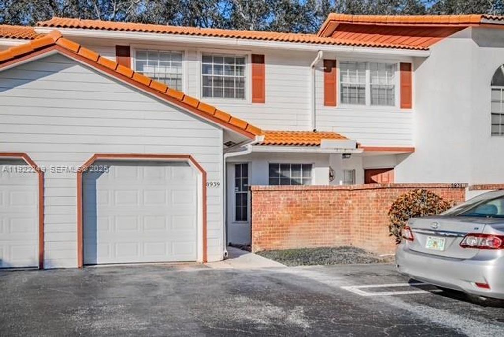 8939 NW 23rd St 8939, Coral Springs, FL 33065