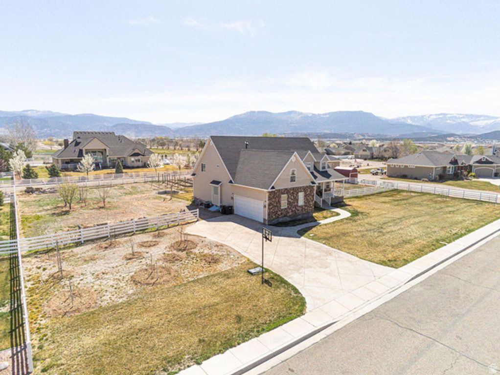 Image 39 of property listing at 1444 N 3775 W, Cedar City, UT 84721