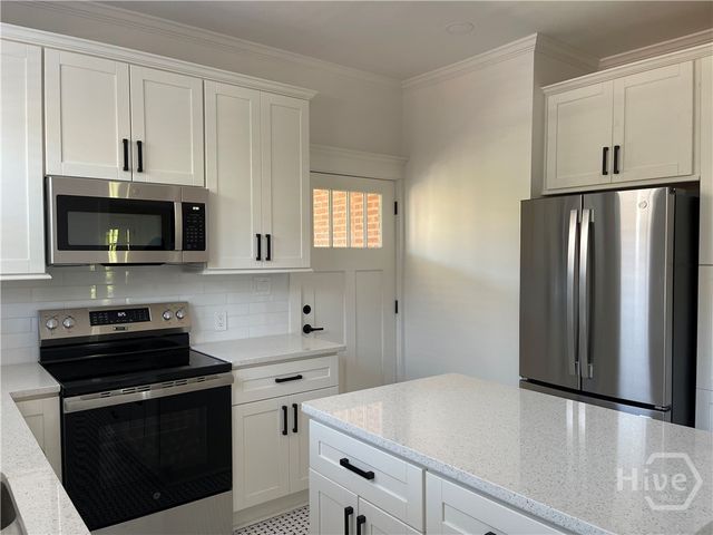 1014 E Anderson Street, Savannah, GA 31401