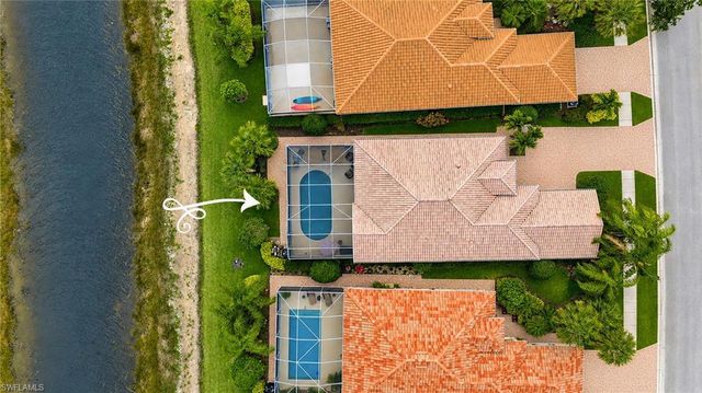 7558 Garibaldi CT, Naples, FL 34114