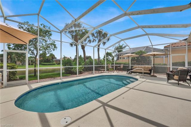 7558 Garibaldi CT, Naples, FL 34114