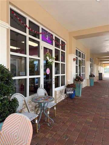 7558 Garibaldi CT, Naples, FL 34114