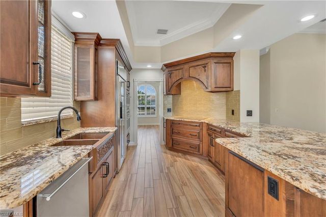 7558 Garibaldi CT, Naples, FL 34114
