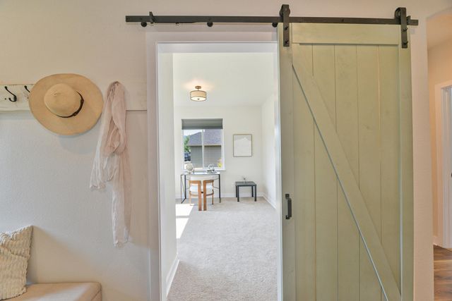 15001 E Crown Ave, Spokane Valley, WA 99216