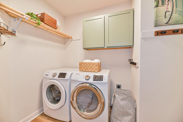 15001 E Crown Ave, Spokane Valley, WA 99216