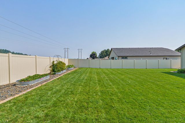 15001 E Crown Ave, Spokane Valley, WA 99216