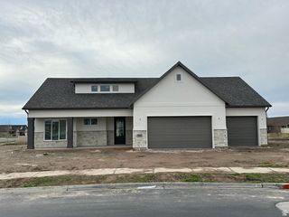 2968 S OLD EMIGRANT RD, Syracuse, UT 84075