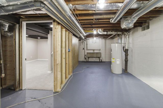 4076 N 93rd STREET, Wauwatosa, WI 53222