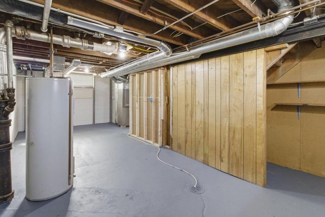 4076 N 93rd STREET, Wauwatosa, WI 53222