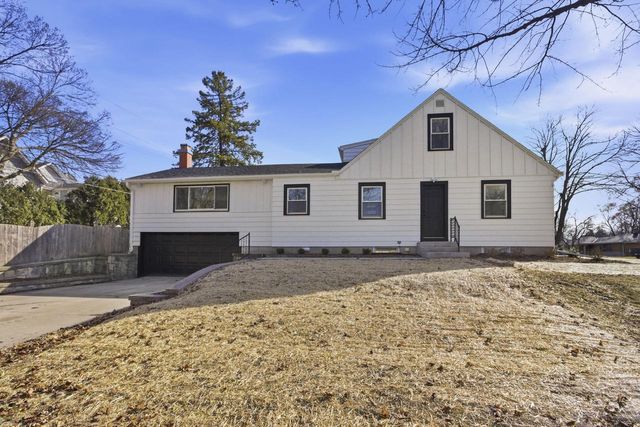 4076 N 93rd STREET, Wauwatosa, WI 53222