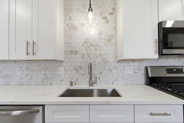 4076 N 93rd STREET, Wauwatosa, WI 53222