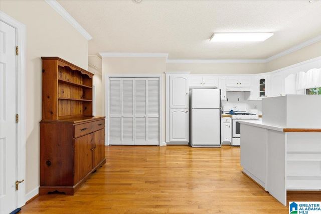 4024 CHRISTOPHER DRIVE, Vestavia Hills, AL 35243