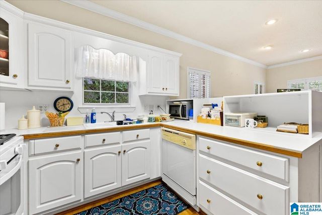 4024 CHRISTOPHER DRIVE, Vestavia Hills, AL 35243