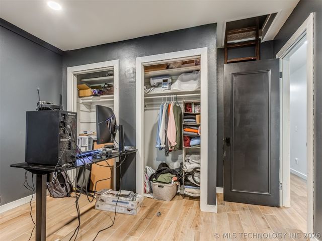 10318 S Sandusky Avenue, Tulsa, OK 74137