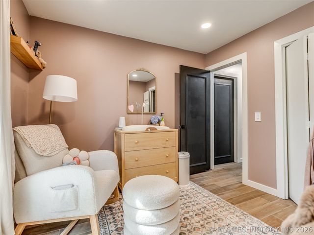 10318 S Sandusky Avenue, Tulsa, OK 74137