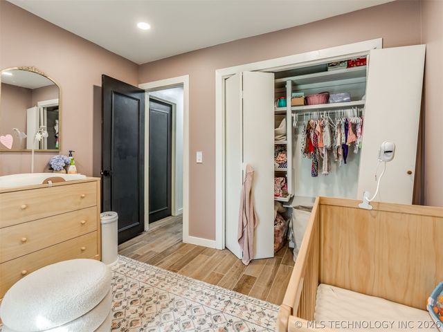 10318 S Sandusky Avenue, Tulsa, OK 74137